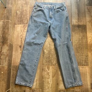 Like New Wrangler Rugged Wear Men’s Jeans 33 x 30